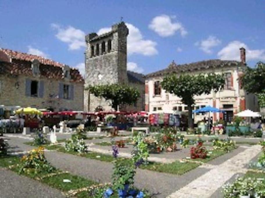 Bed and Breakfast Le 7 Des Tonneliers Castelfranc Exterior foto